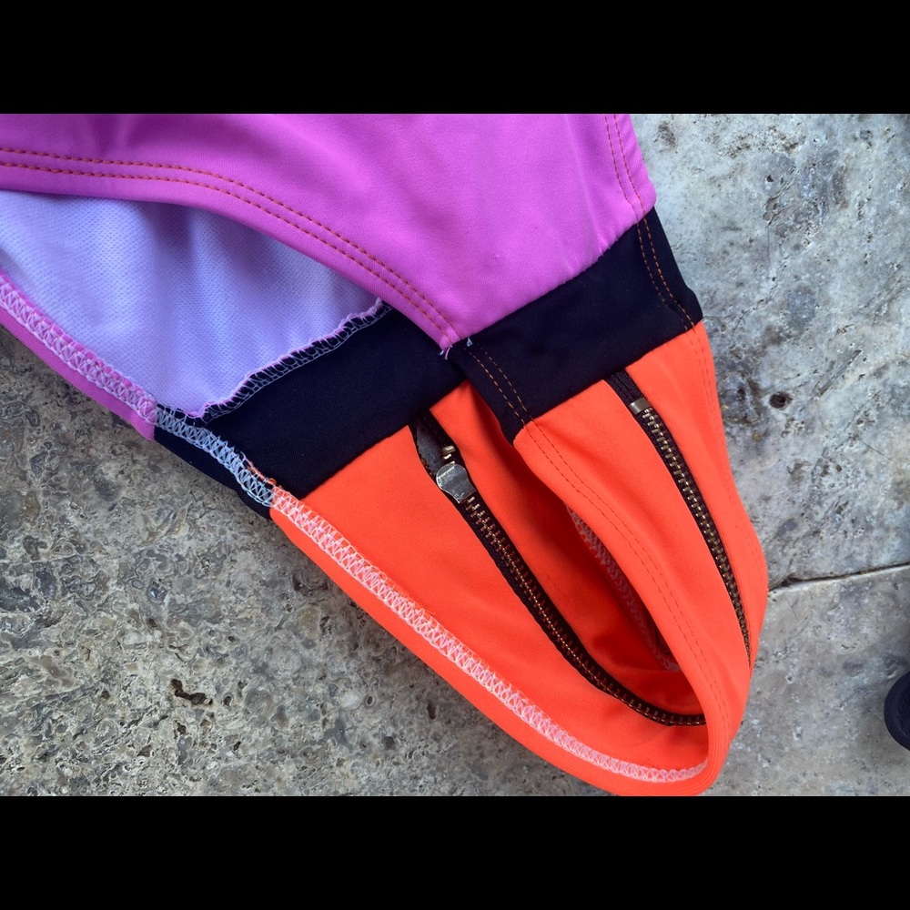 Multi colored bikini - Picture 2 of 4